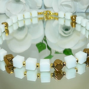 Necklace, collier, cube chain, necklace, chain, cube, hematite, glass, faceted, white, gold-colored,