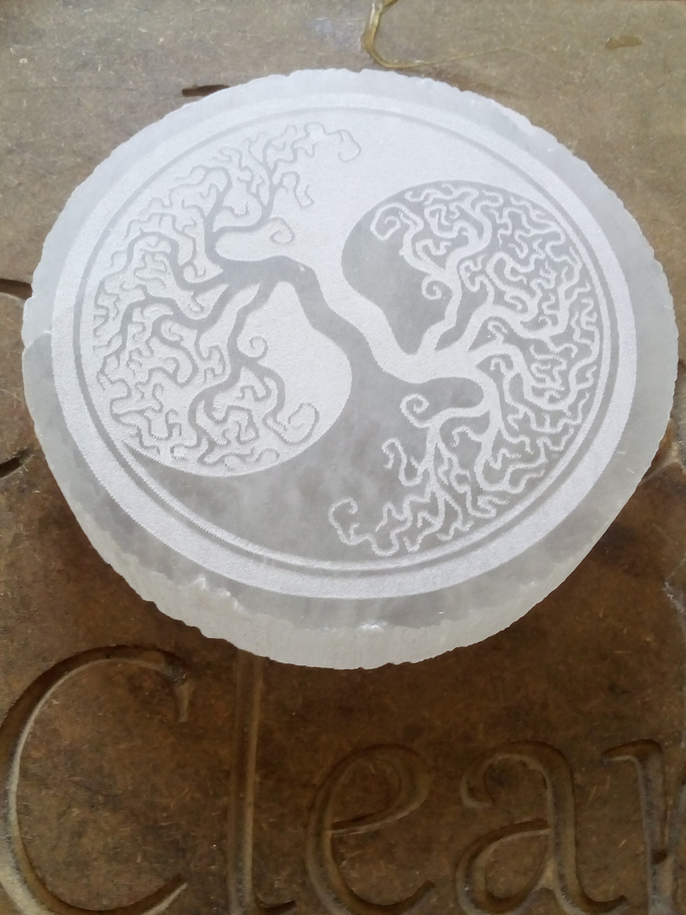 Yin Yang Tree Of Life Symbol Engraved Selenite Charging Plate Altar Disc Meditation Reiki Crystal Healing
