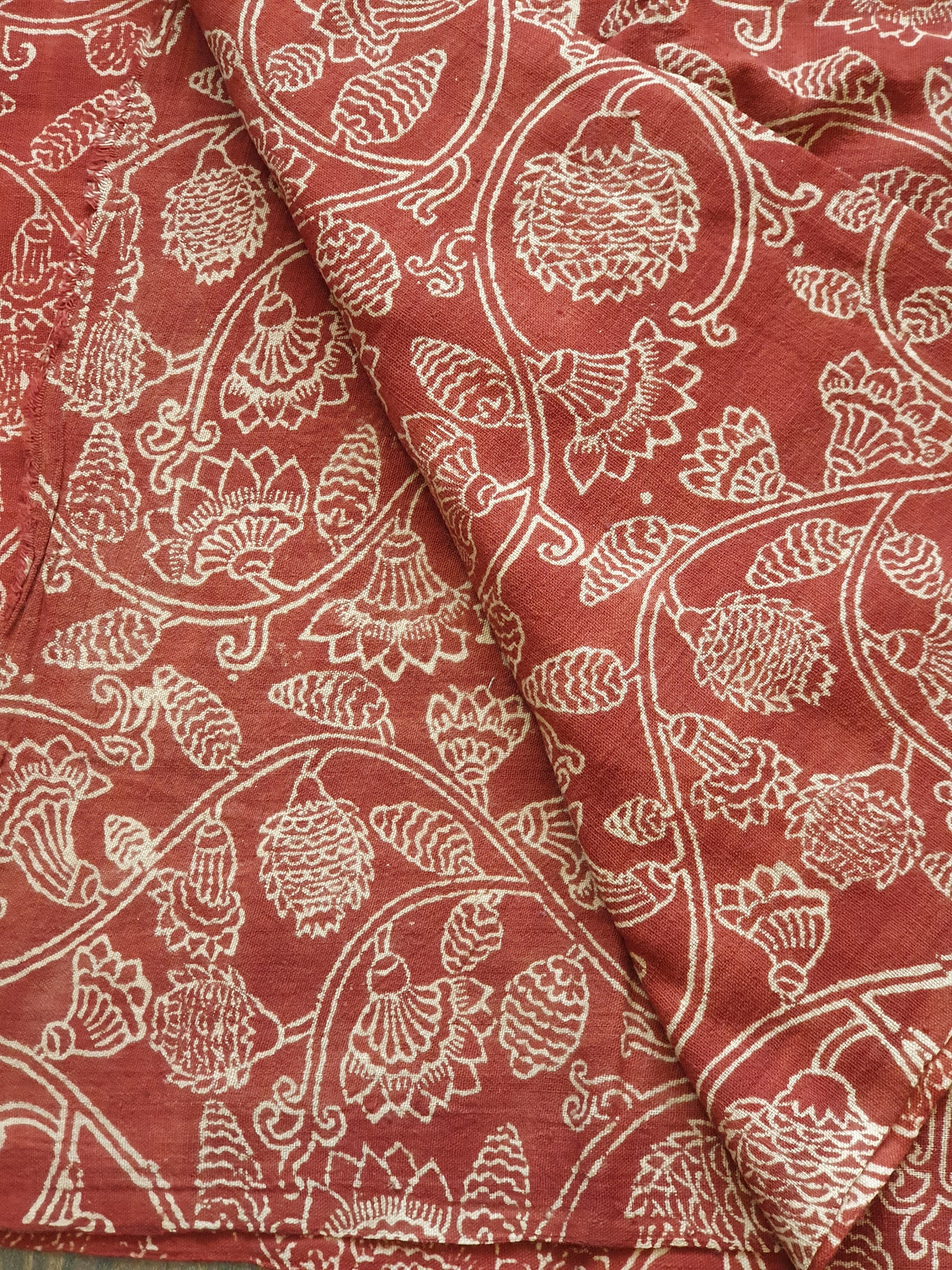 Kalamkari fabric in ecru on base of Alizarin red natural dye | Etsy