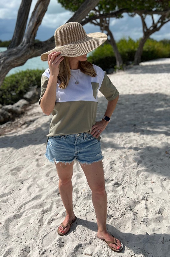 Cotton Nursing T-Shirt,  Zipper Breastfeeding Top, Nursing Shirt, New Mom Gift, Nursing Shirt, Moss Pocket Tee