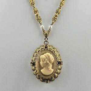 West Germany Cameo Necklace - Etsy