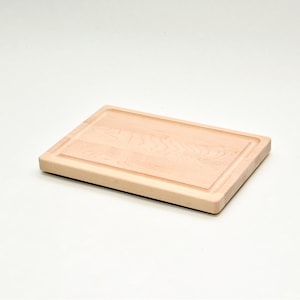 Bar size maple cutting board, 6 in. x 9 in.