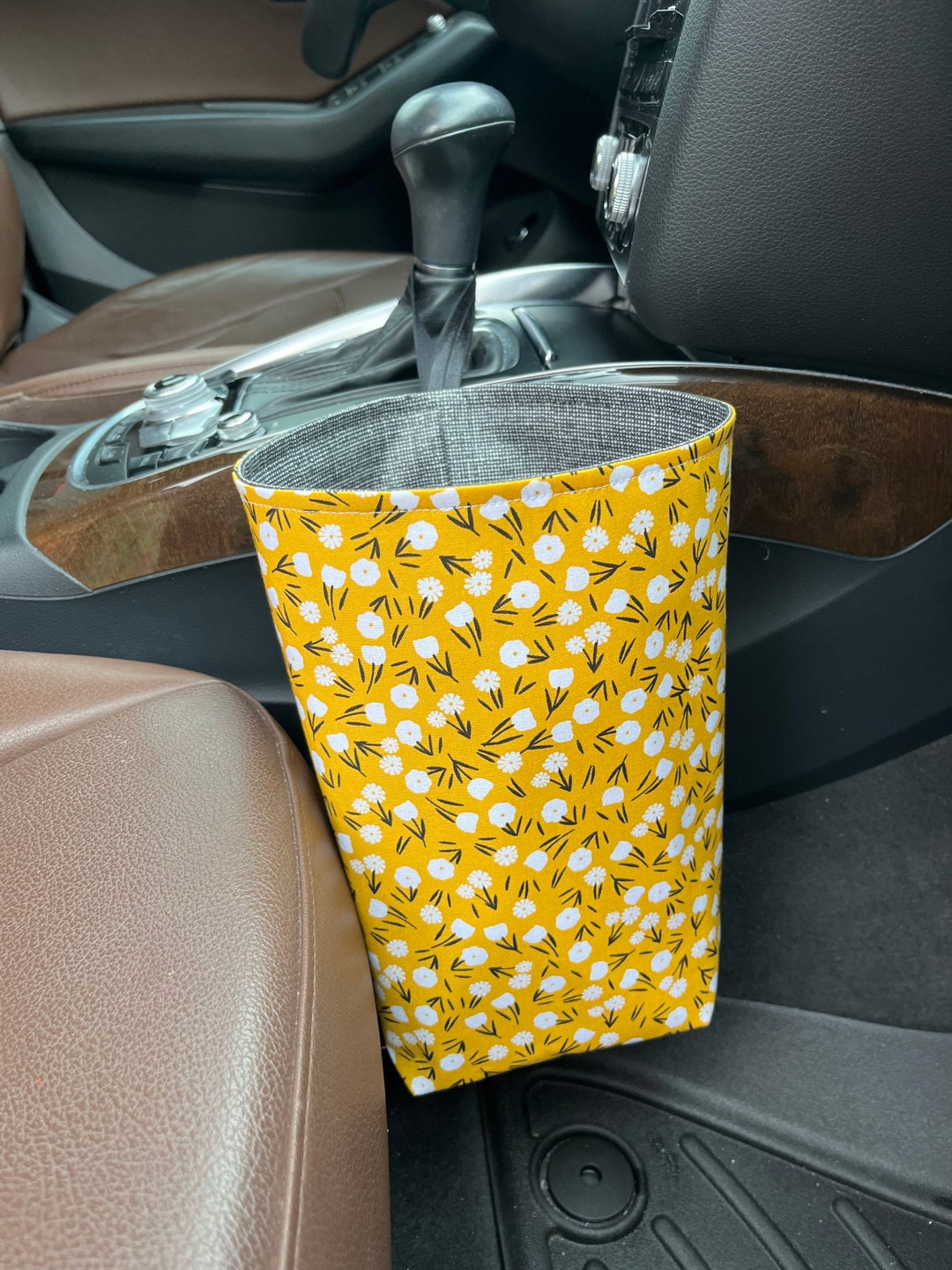 Floral Car Trash Bag, Car Accessories, Car Organization, Car Gadgets