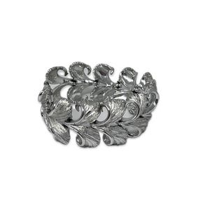 Lisner Silver Tone Leaf Link Bracelet: Vintage Signed Costume Jewelry