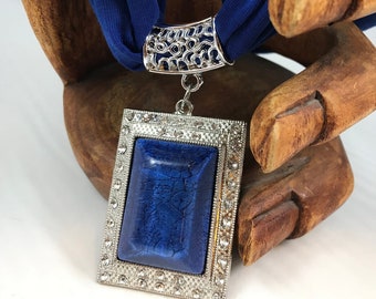 Mother's day gift; Statement necklace, Statement necklace silver; Pendant necklace: Big chunky necklace, Fabric necklace; Blue pendant