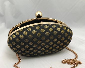 Purse; Metal purse; Clutch; Metal clutch; Metal clutch bag; Clutch purse; Sling bag; Sling purse; Crossbody bag; Crossbody purse; Clutch bag