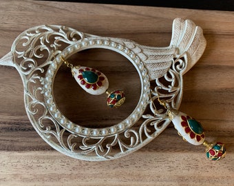Dangle earrings; Traditional earrings; Red beaded earrings; Green beaded earrings, White earrings; Festive jewelry; Indian jewelry; Jhumka