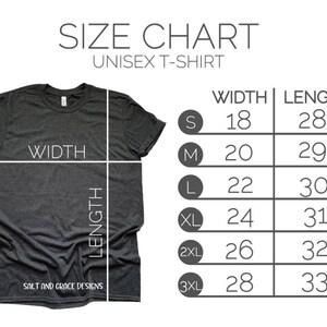 Puede incluir: Tabla de tallas para una camiseta unisex. La tabla muestra las medidas de ancho y largo en pulgadas para las tallas S, M, L, XL, 2XL y 3XL.