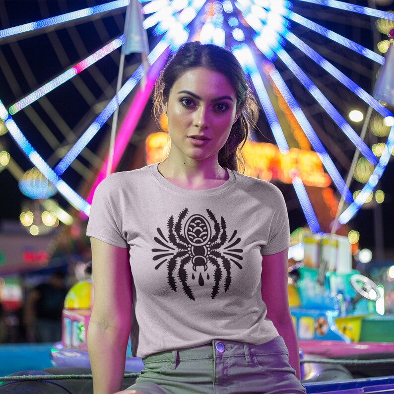 I Love Heart Tarantulas Ladies T-Shirt