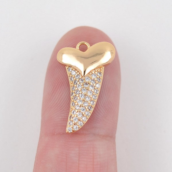 Gold plated cz paved shark tooth pendant pendant , cz shark tooth charms ,Jewelry supply