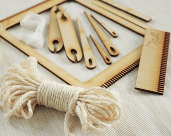Beginner Weaving Loom Kit, Small Frame, Fiber Art, with Yarn