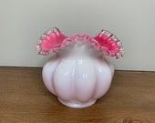 Fenton Peach Crest 5 Triangle Vase Bowl 192