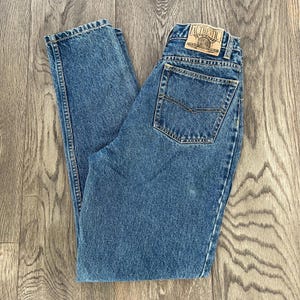 PARIS SPORT CLUB Vintage 80s 90s Women’s High Rise Tapered Leg Denim Jeans 26” Waist