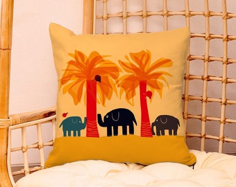 Cushion "Elephants and Giraffes" made of cotton
