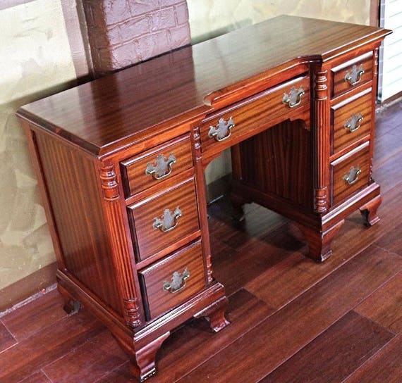 Chippendale Mahogany Bedroom Set Chest Dresser Mirror Bed Wardrobe Sideboard