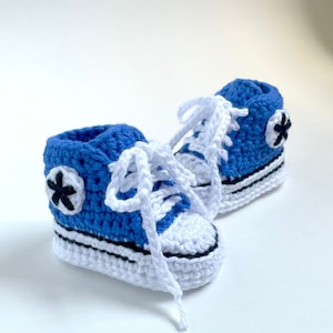 Crochet Baby Sneakers- Crochet Baby Shoes - Baby Sneakers - Crochet Crib Shoes - Classic Sneakers - Baby Gift