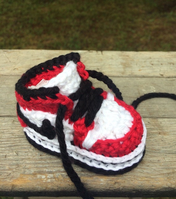 crochet nike booties