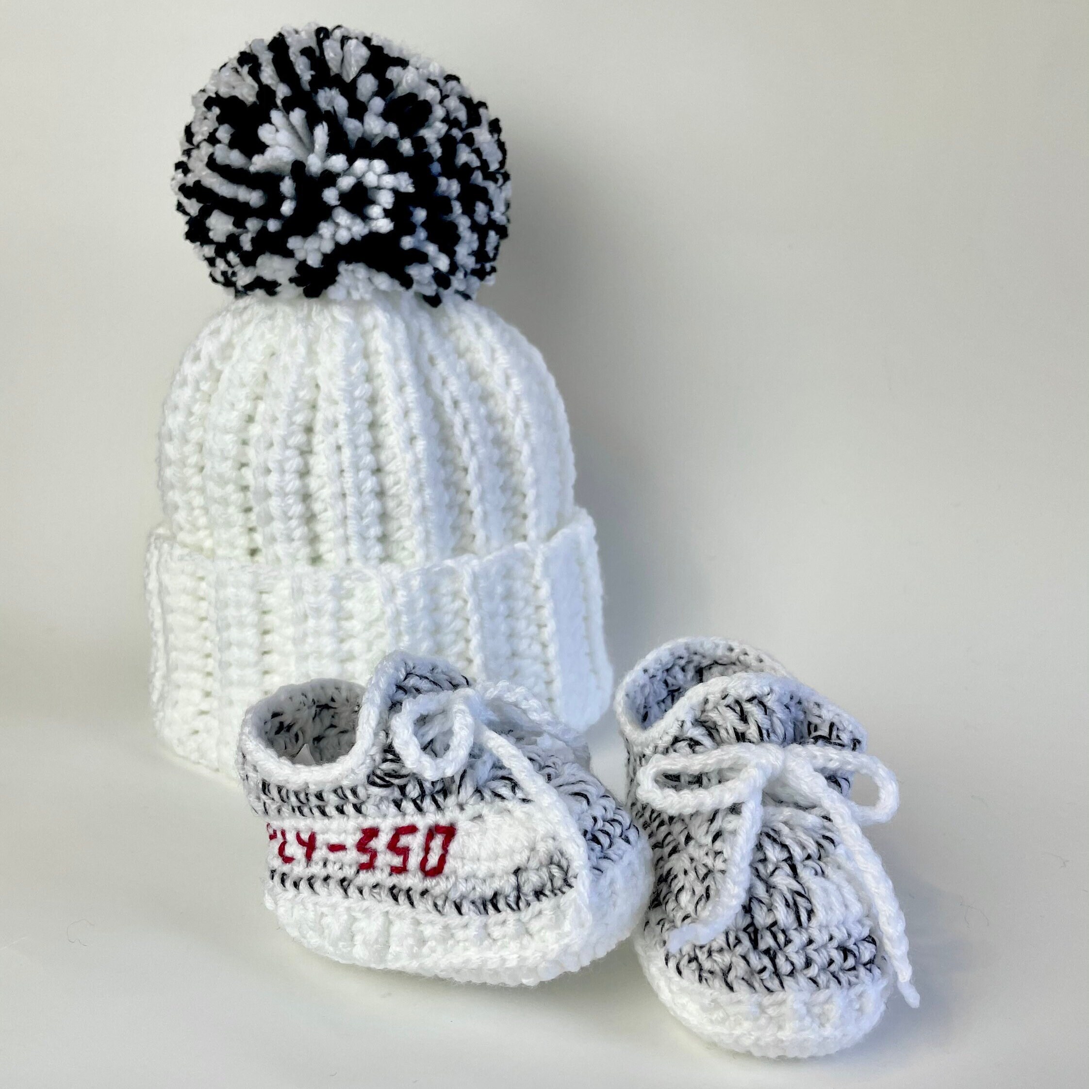 Crochet Baby Sneaker Set - Crochet Baby Hat & Booties Set - Zebra Style ...