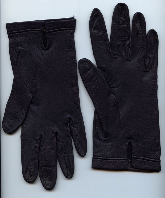 Vintage Ladies' Leather Dress Gloves in Navy and … - image 4