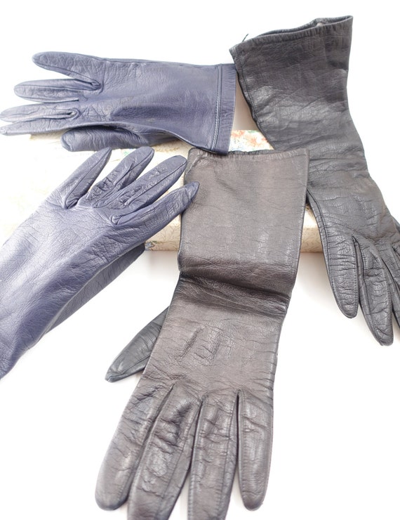 Vintage Ladies' Leather Dress Gloves in Navy and … - image 1