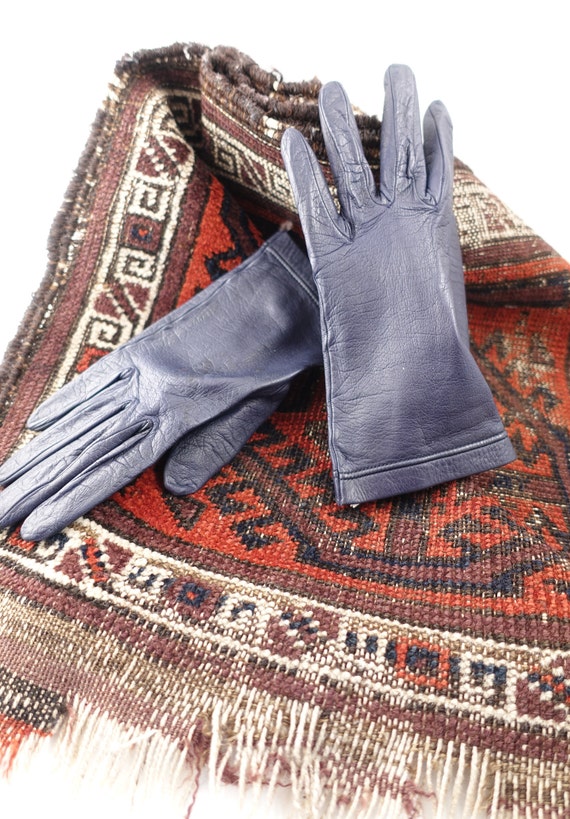 Vintage Ladies' Leather Dress Gloves in Navy and … - image 2