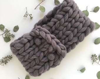 Scarf, Winter Scarf, Infinity Scarf, Thick Wool Scarf, Knitted scarf, bulky scarf, Merino wool scarf, Chunky knit scarf, Gray Scarf, Gift
