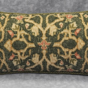 Accent Pillow - Decorative Pillow - Floral Pillow