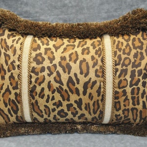 Decorative Pillows - Accent Pillows - Lumbar Pillows