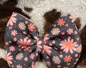 Black with Daisy 5in Hairbow