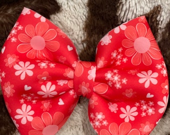 Red with Flowers 5in Hairbow