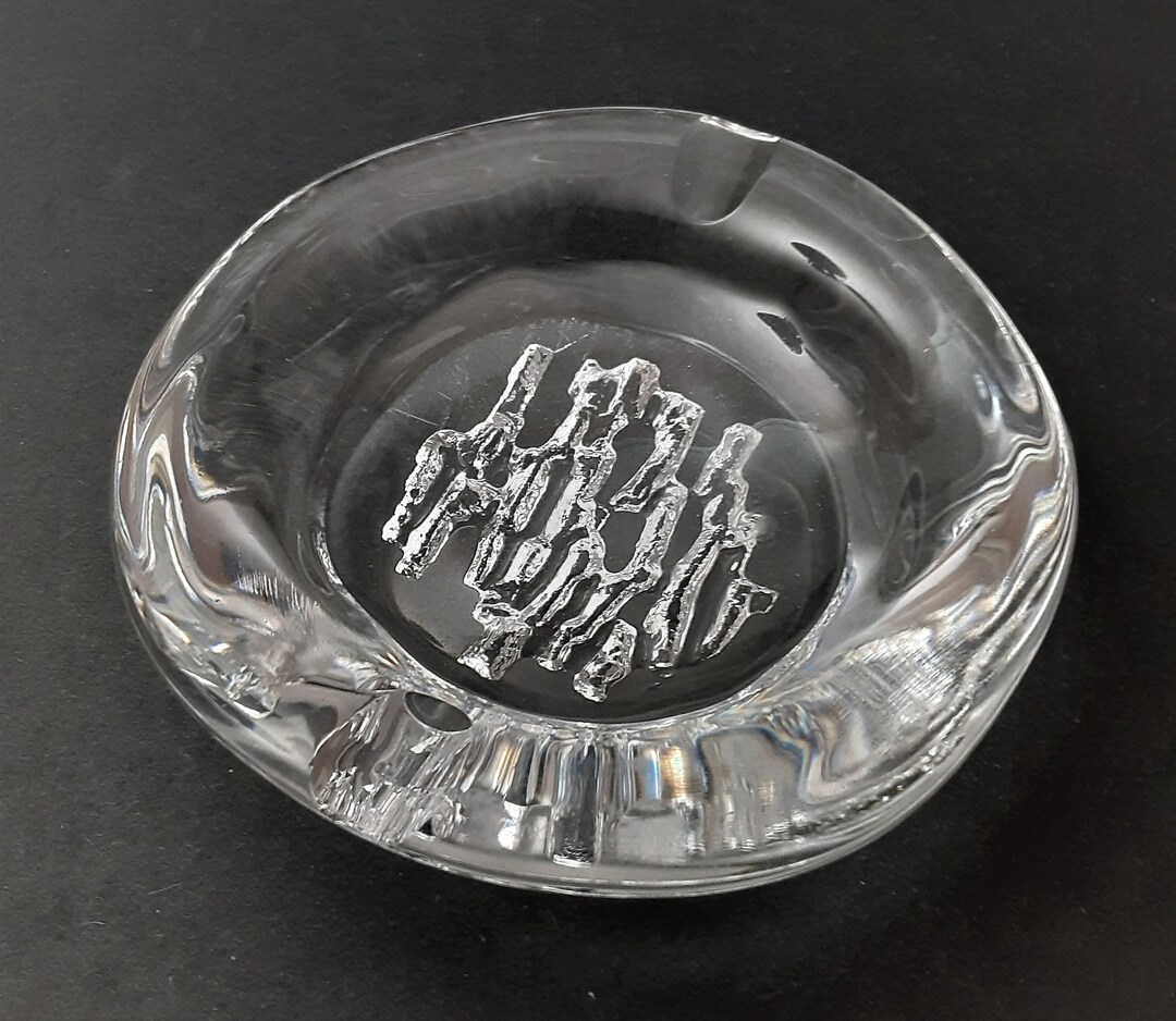 Signed Daum France Crystal Ashtray With Icicle Design in Excellent