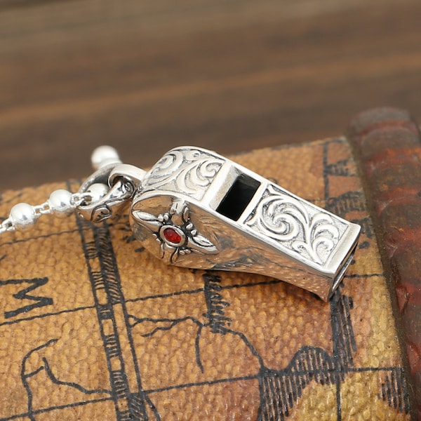 Monogram Coaches Whistle Engraved Teacher Team Présent Whistle Pendentif Whistle Collier Cadeau de l’équipe à l’entraîneur et l’enseignant