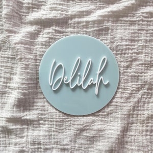 Plaque de nom de bébé personnalisée, plaque de faire-part de naissance, disque de nom de bébé en acrylique personnalisé, signe de nom de pépinière, décoration de pépinière