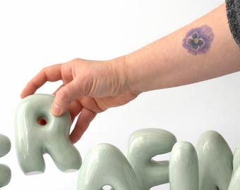 Handgemaakte keramische bellenbrief: pastel kinderkamerdecoratie, vrijstaande optie