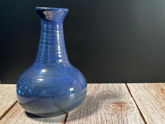 Julie Vase