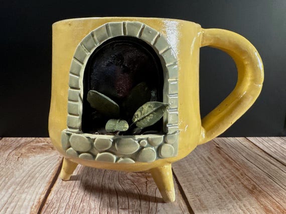 Myra Mug- Pothos
