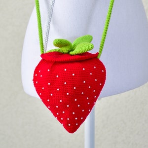 Crochet Pattern Strawberry Bag Letti image 1