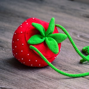 Crochet Pattern Strawberry Bag Letti image 2