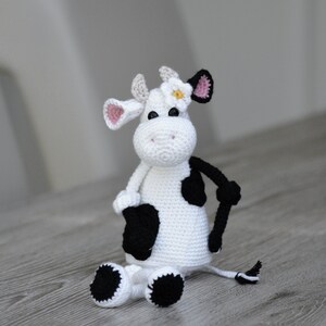 Crochet Pattern Cow Nosy Bella image 3