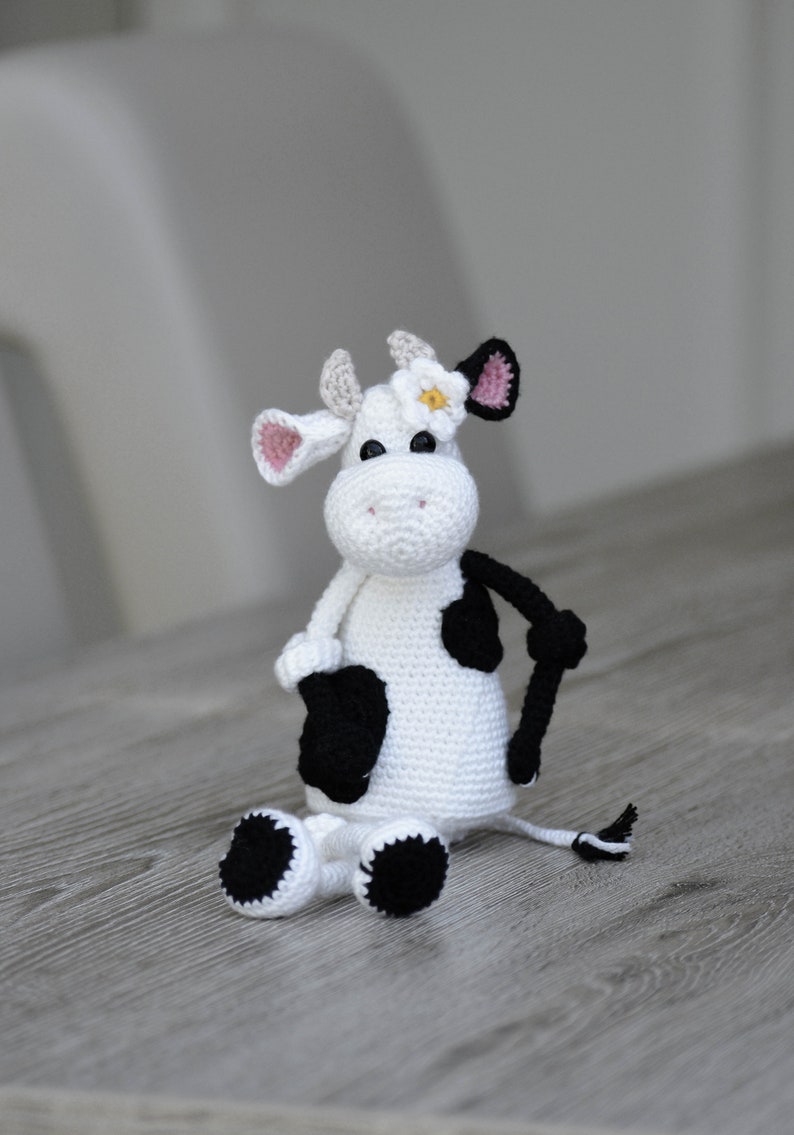 Crochet Pattern Cow Nosy Bella image 3