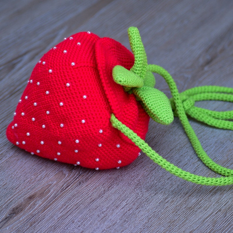 Crochet Pattern Strawberry Bag Letti image 5