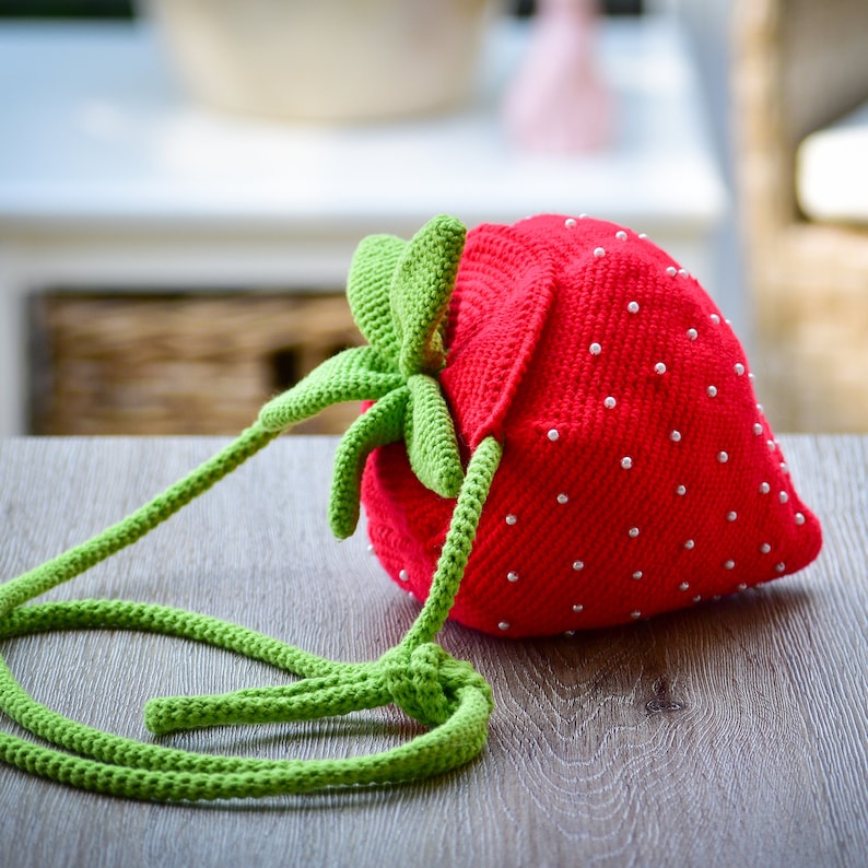 Crochet Pattern Strawberry Bag Letti image 10