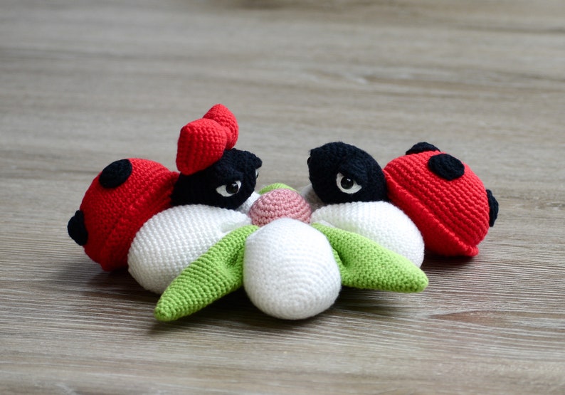 Crochet Pattern Lovebugs Floopsy and Bloopsy image 2