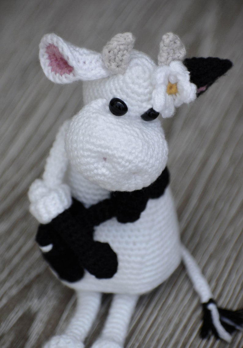 Crochet Pattern Cow Nosy Bella image 5