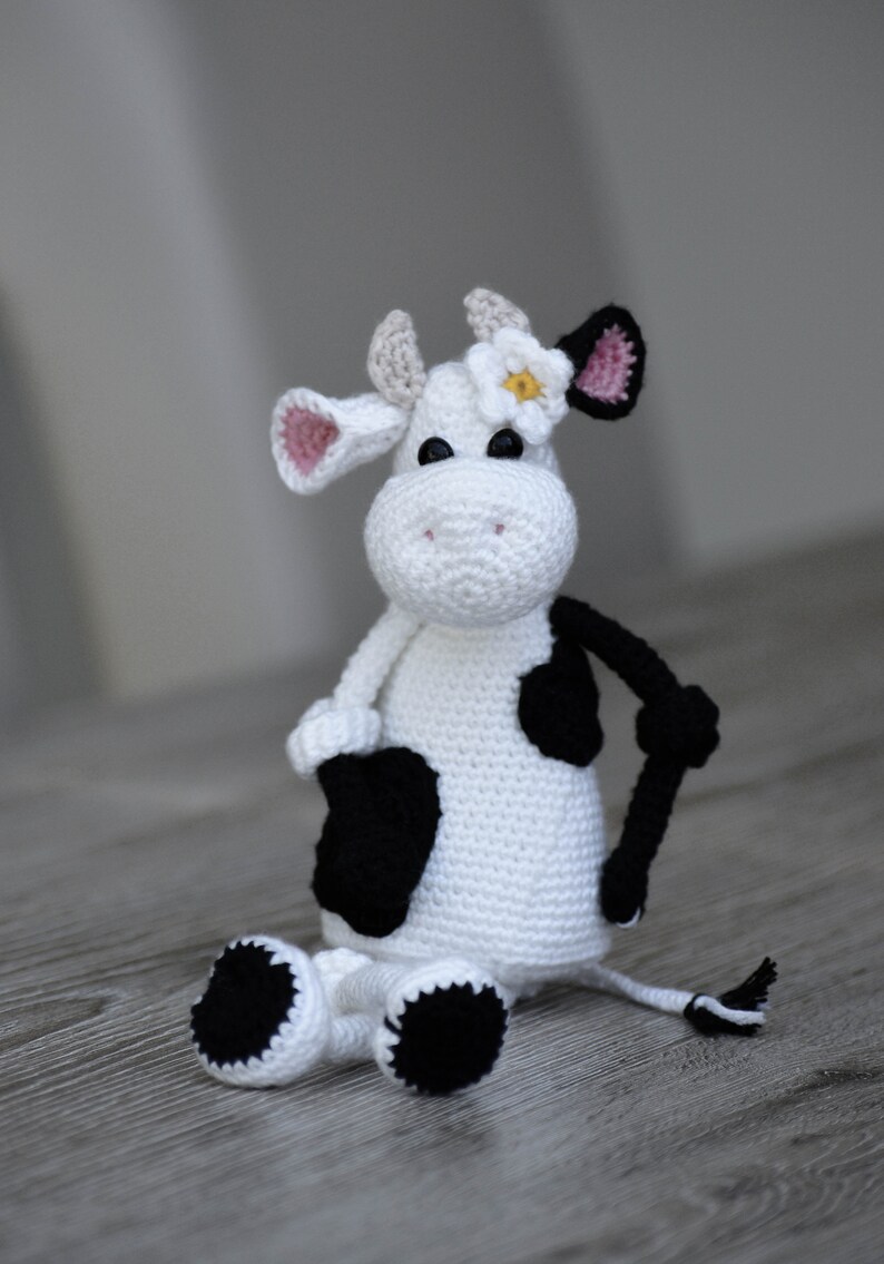 Crochet Pattern Cow Nosy Bella image 6