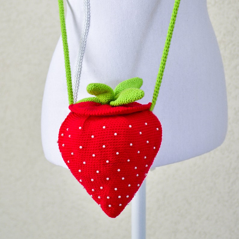 Crochet Pattern Strawberry Bag Letti image 1