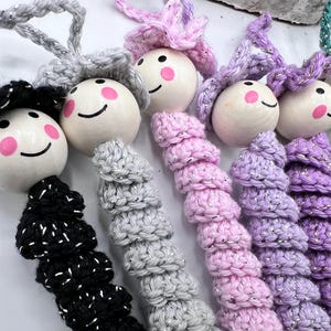 Glitzer Glückswürmchen / Sorgenwürmchen / Häkelwürmchen / Gold Silber / Talismann / Glücksbringer / Mitbringsel / Geschenk / Glück