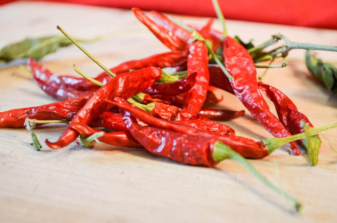 Dried Thai Chilies Certified Organic, Spicy, Culinary, Dried Peppers