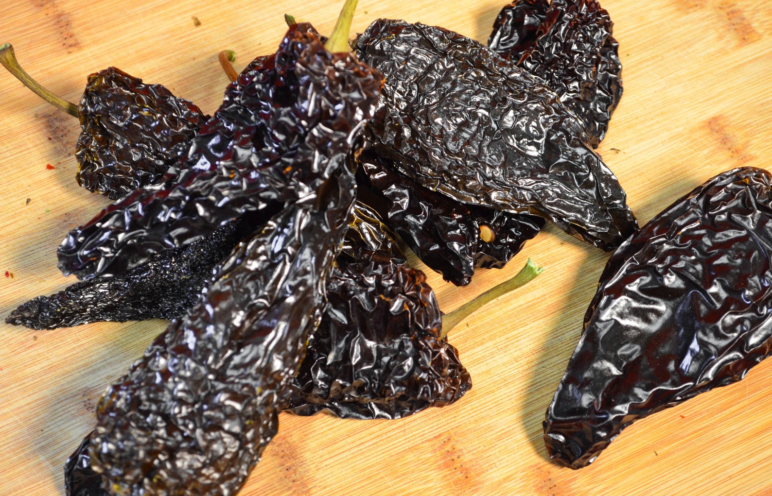 Dried Ancho Peppers - Certified Organic, Poblano Pepper, Mexican ...