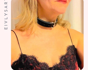 Ras-de-cou choker upcycling léger réalisé à partir de matériaux recyclés - cuir - cadeau éthique ecoresponsable et avant-gardiste - collier